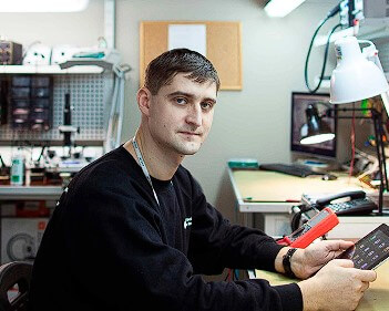 Мастер сервисного центра по ремонту техники Meta